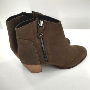 Diba Women's Brown Bootie, Size 8